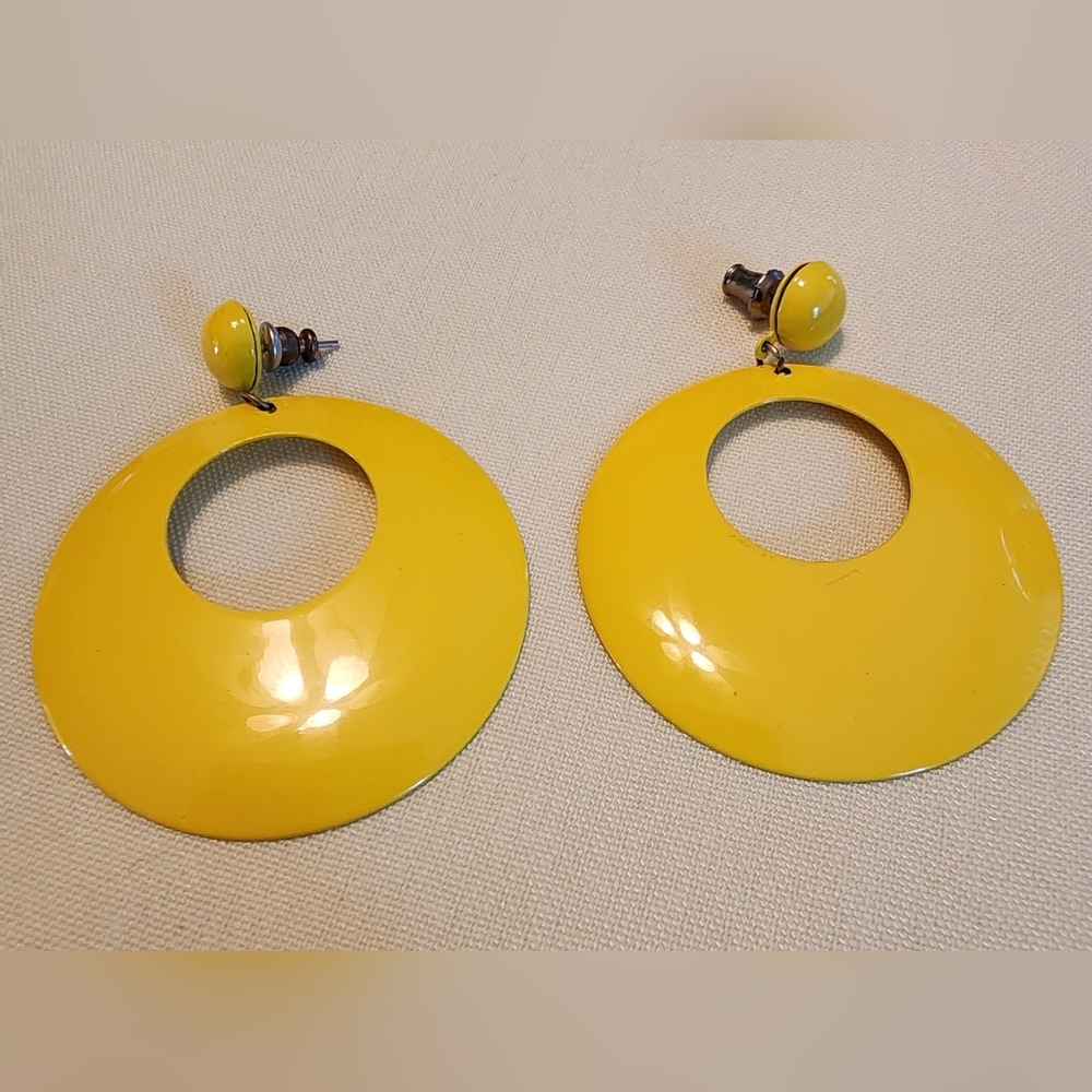 Retro Yellow Statement Earrings - image 1